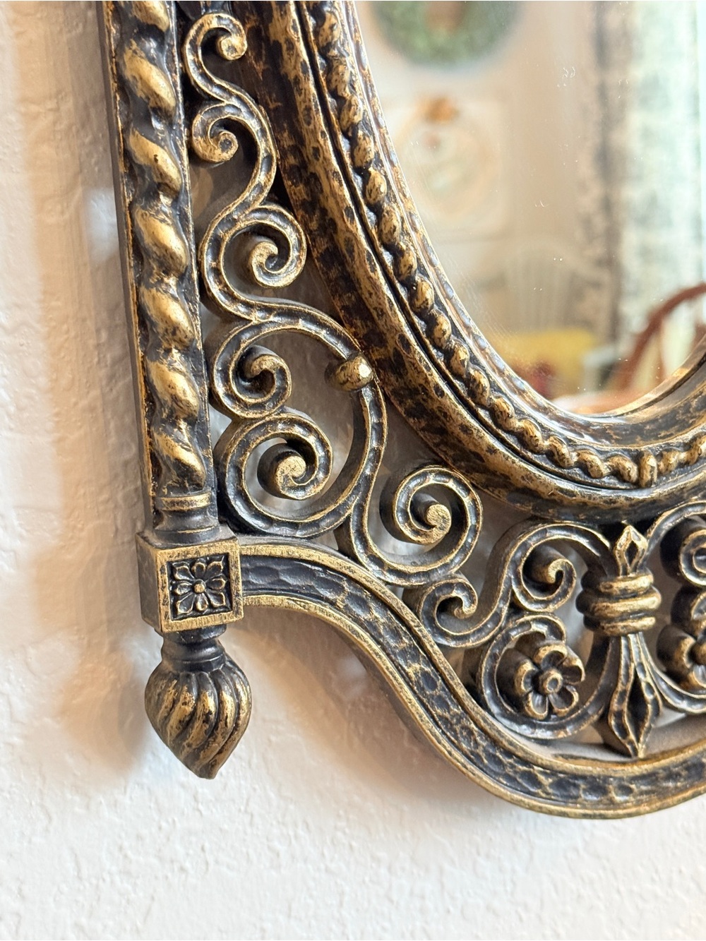 Vintage Homco Filigree MIRROR 25”x8,5” Ornate Black Gold Hollywood Glamour USA - Picture 4 of 15